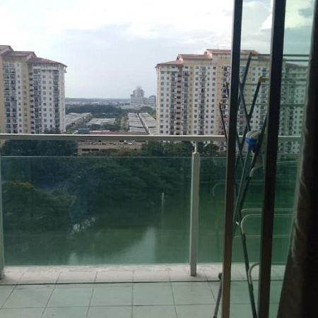 11-Modern Homestay Palazio Lake View Mount Austin Palazio Near Aeon Themepark Toppen Ikea 新山 外观 照片